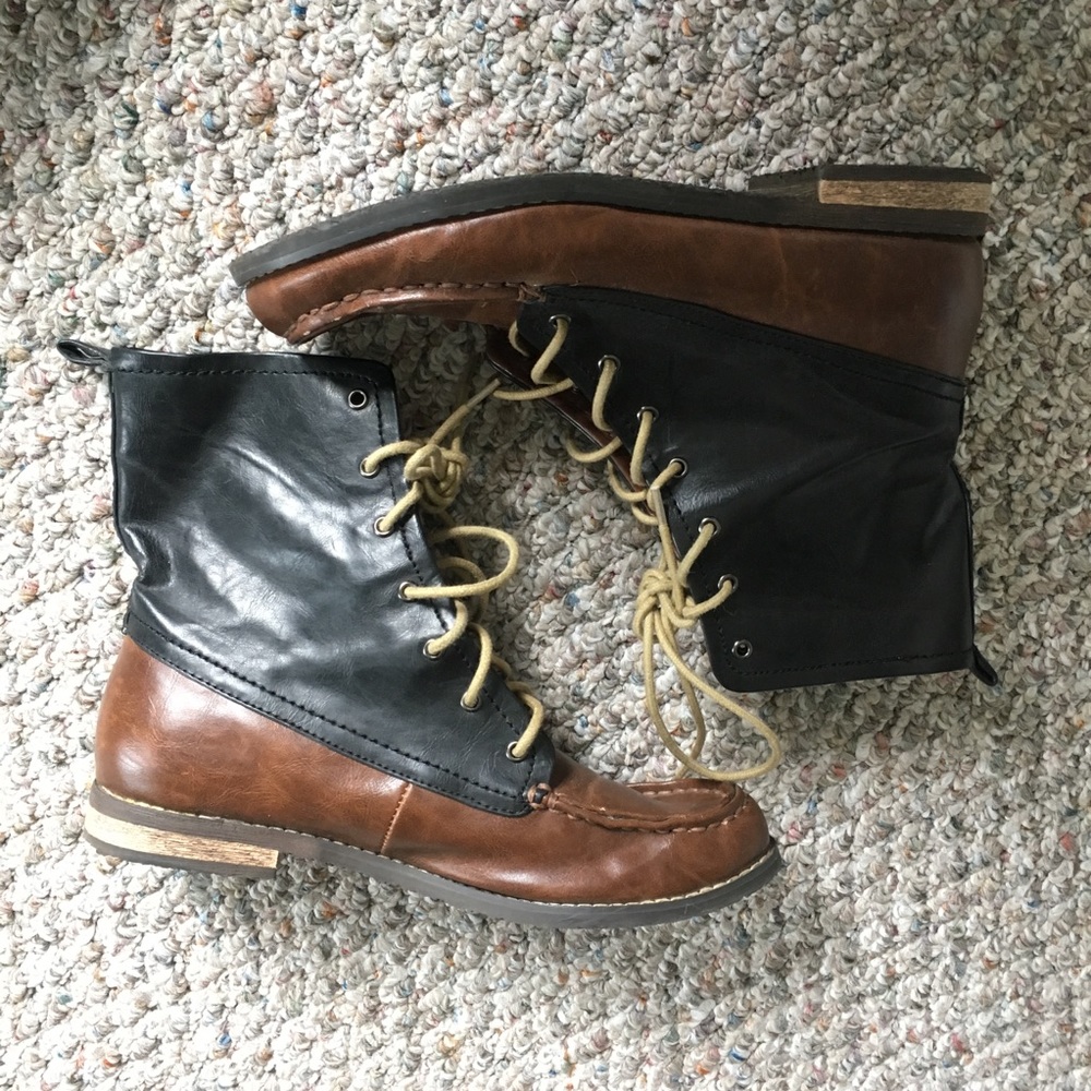 FINAL SALE: BDG Boots